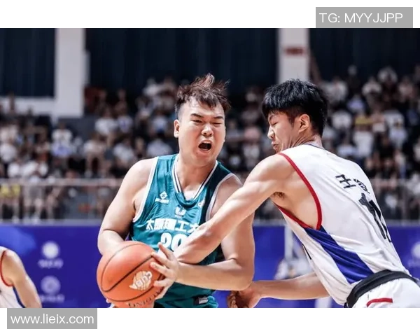 湖北楚风合力与四川优必选的精彩对决展现篮球魅力与团队精神 湖北楚风合力与四川优必选的精彩对决展现篮球魅力与团队精神